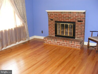 2110 Arden Dr, Fallston, MD 21047 - photo 5