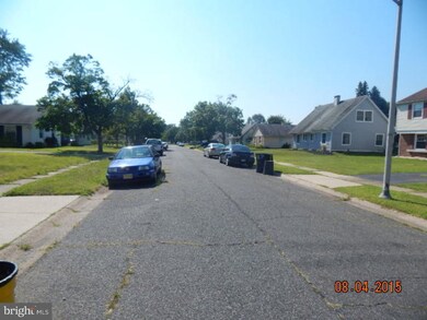 32 Bendix Ln, Willingboro, NJ 08046 - photo 2