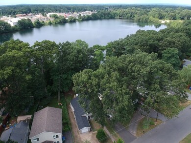 47 Glenmore St, Springfield, MA 01129 - photo 3