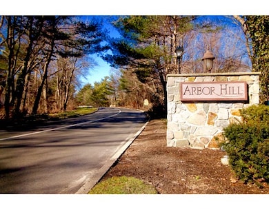 122 Tall Oaks Dr unit M, South Weymouth, MA 02190 - photo 2