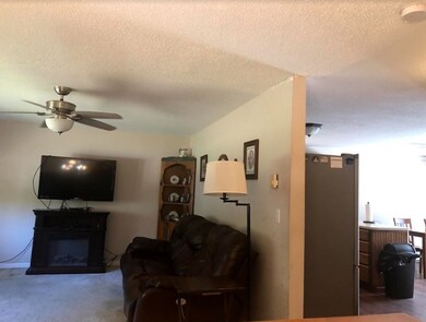 153 Providence St unit E, Millville, MA 01529 - photo 4