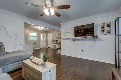 532 Maple St, Pulaski, TN 38478 - photo 4