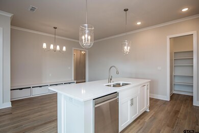 7021 Hillside Ave, Tyler, TX 75707 - photo 7