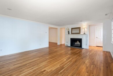 79 Jericho Rd unit 79, Weston, MA 02493 - photo 2