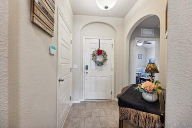 3200 W Fredericksburg St, Broken Arrow, OK 74011 - photo 4