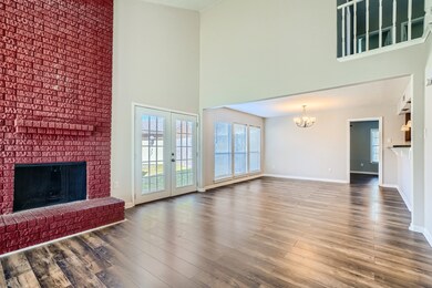 325 Old Course Dr, Friendswood, TX 77546 - photo 2