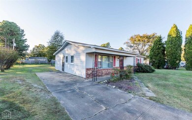 206 Maurita St, Jonesboro, AR 72401 - photo 2