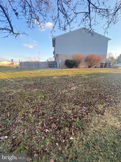 3548 Gregway Dr, Chambersburg, PA 17202 - photo 7