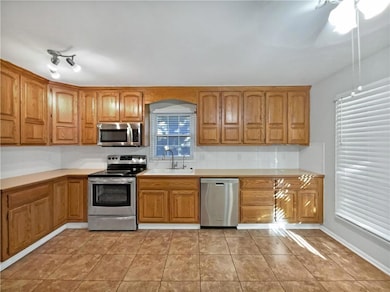 804 SW Murray Rd, Lees Summit, MO 64081 - photo 2