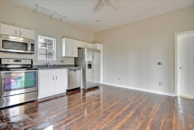 8 Orrs Court Unit B Kitchen Pic 2