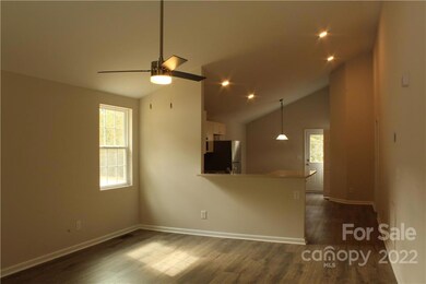 1412 Southridge Rd unit 7, Shelby, NC 28150 - photo 5