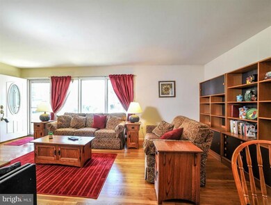 1212 Cottage St SW, Vienna, VA 22180 - photo 7