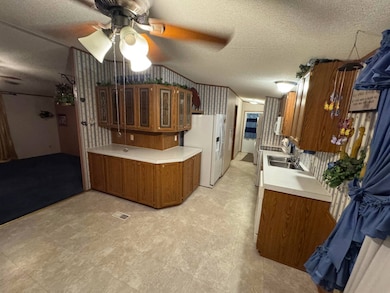 1937 Wolverine Dr, Evansville, IN 47720 - photo 3