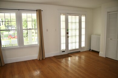 129 Raymond St unit 1, Cambridge, MA 02140 - photo 4