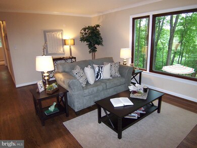 3306 Parkside Terrace, Fairfax, VA 22031 - photo 4