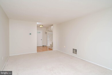 704 Covington Ct, Sykesville, MD 21784 - photo 7