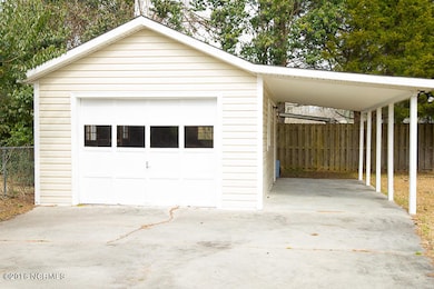 608 Shadowood Dr, Jacksonville, NC 28540 - photo 5