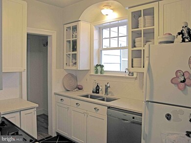 4719 24th St N, Arlington, VA 22207 - photo 5