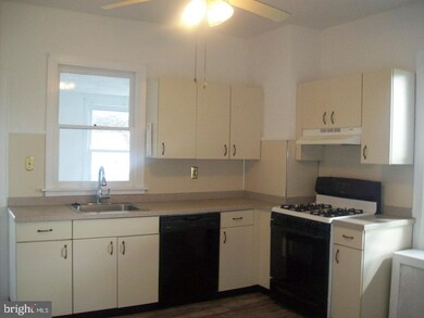 1621 Sycamore Ave, Hatboro, PA 19040 - photo 4