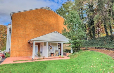 4622 Grandin Rd SW, Roanoke, VA 24018 - photo 4