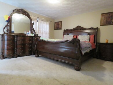 395 Lee Burbank Hwy unit 5, Revere, MA 02151 - photo 7