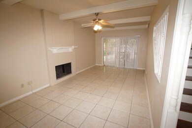 8330 Beechnut St unit B, Houston, TX 77036 - photo 4