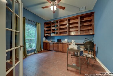 15265 Flying Cir, Helotes, TX 78023 - photo 5