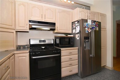 26 Mohawk Trail, Narragansett, RI 02882 - photo 7