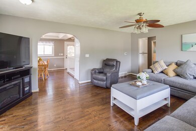 1137 Boynton Dr, Lansing, MI 48917 - photo 2