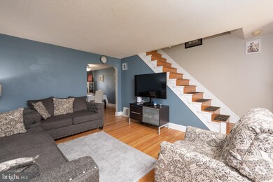 652 Rively Ave, Glenolden, PA 19036 - photo 2