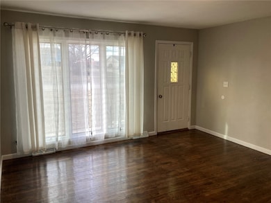 102 N 8th Ave, Vinton, IA 52349 - photo 4