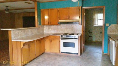 128 Lancewood Cir, Lufkin, TX 75904 - photo 4