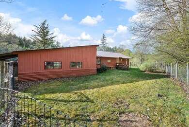 596 Willow Brook Rd, Plainfield, NH 03781 - photo 3