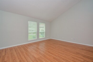 8018 Split Pine Dr, Houston, TX 77040 - photo 7