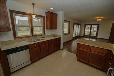 1813 Red Oak Dr, Franklin, IN 46131 - photo 3