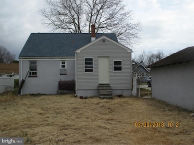 412 Ives Ave, Penns Grove, NJ 08069 - photo 4