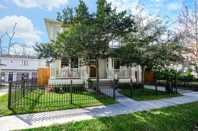 212 Munford St, Houston, TX 77008 - photo 2