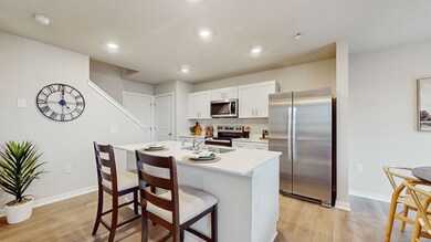 9439 Lovegrass Dr SW, Cedar Rapids, IA 52404 - photo 6