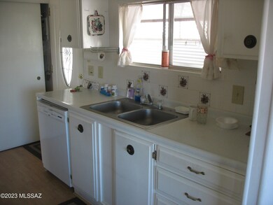 6073 Rocking Circle Kitchen 3