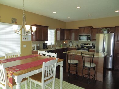 DiningKitchen