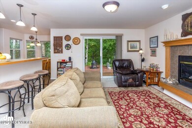 41-Living Room_IMG_9091-Edit