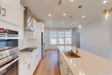 2708 Hunter Woods Dr unit 635, Apex, NC 27502 - photo 6