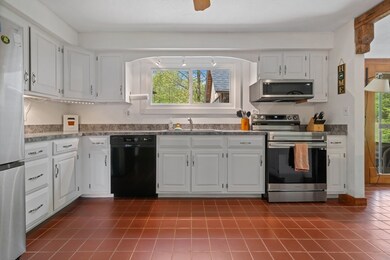43 Perry St, Douglas, MA 01516 - photo 5