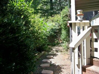 Garden Entry - Very Private Area