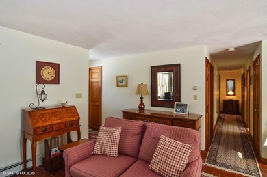 Hallway to the bedrooms