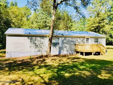 405 Alexander St, Interlachen, FL 32148 - photo 7