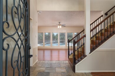 1205 Twin Oaks St, Friendswood, TX 77546 - photo 6