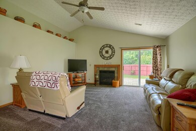 5758 Sabers Ln, Columbus, OH 43232 - photo 5