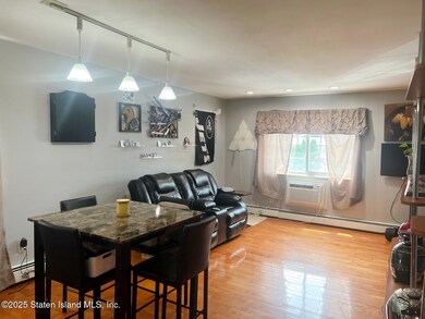 3745 Amboy Rd unit 10B, Staten Island, NY 10308 - photo 3