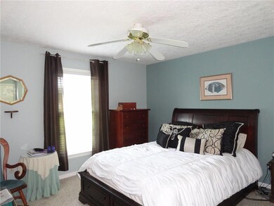 1033 E Santee Dr, Greensburg, IN 47240 - photo 7